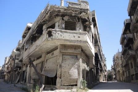 Ein völlig zerstörtes Haus in der syrischen Stadt Homs